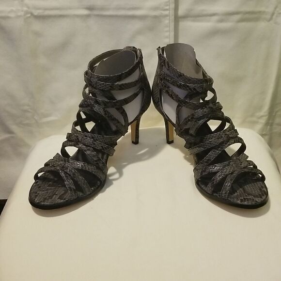 Michael Antonio womens shoes.   - Picture 5 of 8